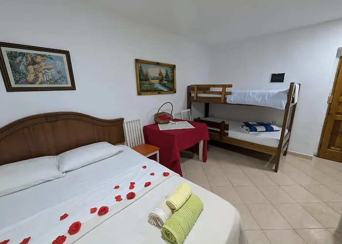 Lägenhet Zhizelle Xhamllik'apartment *